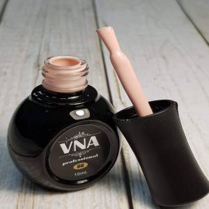 VNA Nude 06