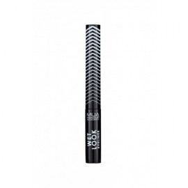 mua-eyeliner-wet-look-600x600